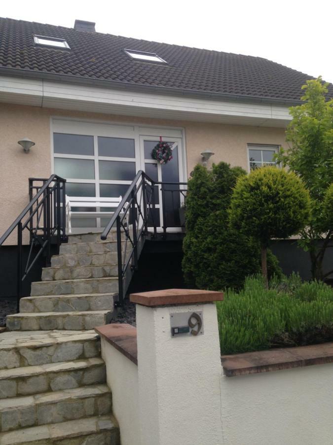 Loreley Bed And Breakfast Bornich Exterior photo